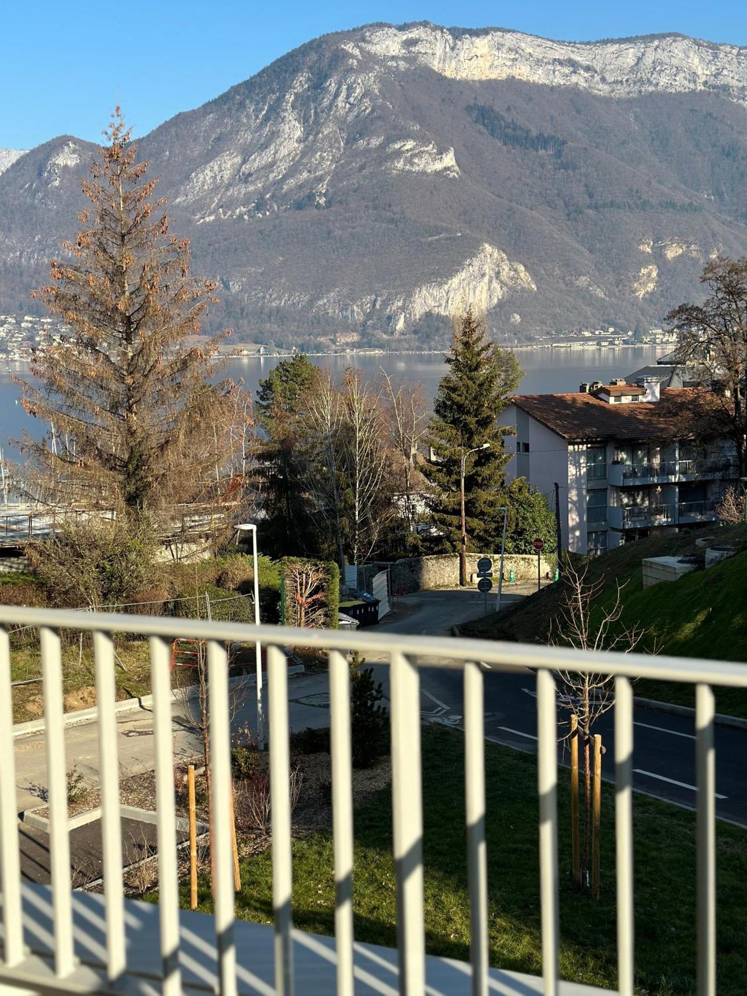 Lac Arte Postale Annecy Exterior foto